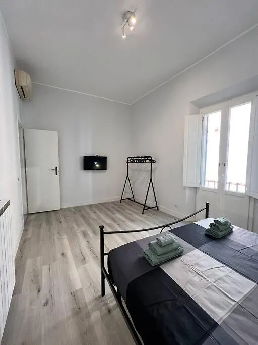 Campo De' Fiori Rooftop Apartment Rome